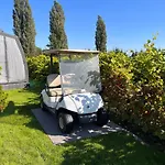 Ledowohouse Industrial Own Golf Course, Kids Friendly Villa