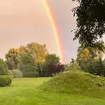 Ledowohouse Industrial Own Golf Course, Kids Friendly *