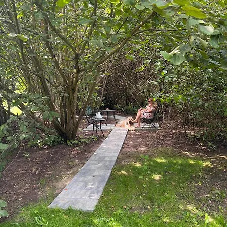 Ledowohouse Industrial Own Golf Course, Kids Friendly