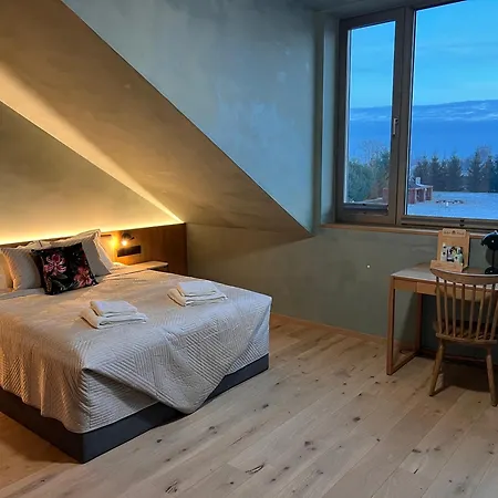 Ledowohouse Industrial Style Kids Friendly *