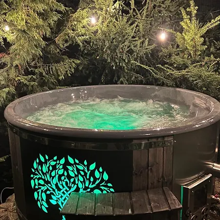 Ledowohouse Industrial Own Golf Course, Kids Friendly Villa *