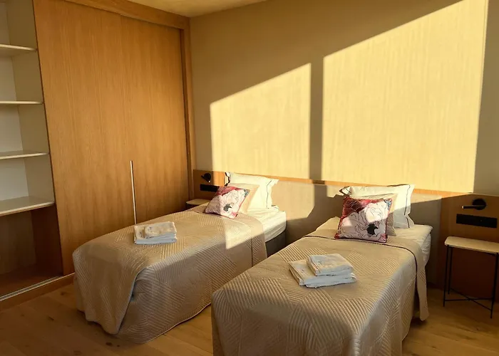 Ledowohouse Industrial Own Golf Course, Kids Friendly Villa *