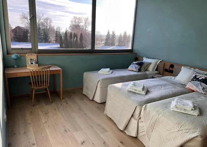 Ledowohouse Industrial Own Golf Course, Kids Friendly